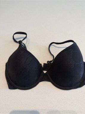 PINK Lightly Lined Bra